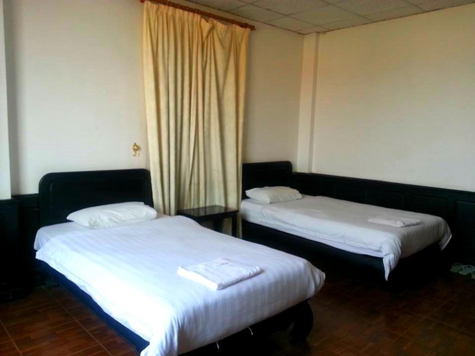 Sengphachanh Hotel 2 Вьентьян Экстерьер фото