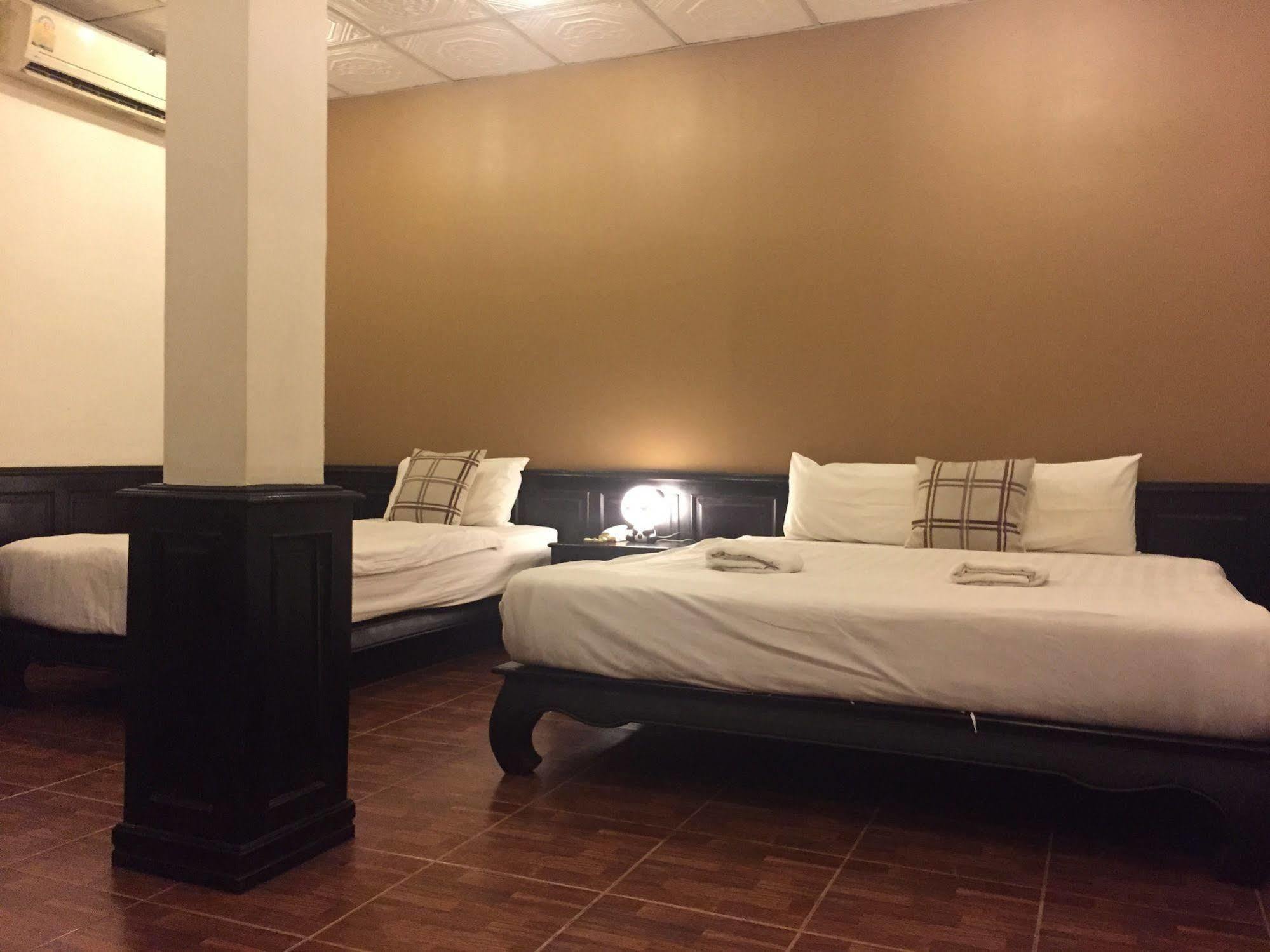 Sengphachanh Hotel 2 Вьентьян Экстерьер фото